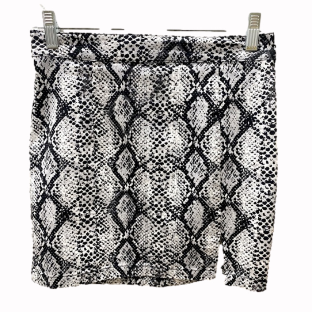 Garage Black and‎ White Snake Skin Print Skirt Size PS